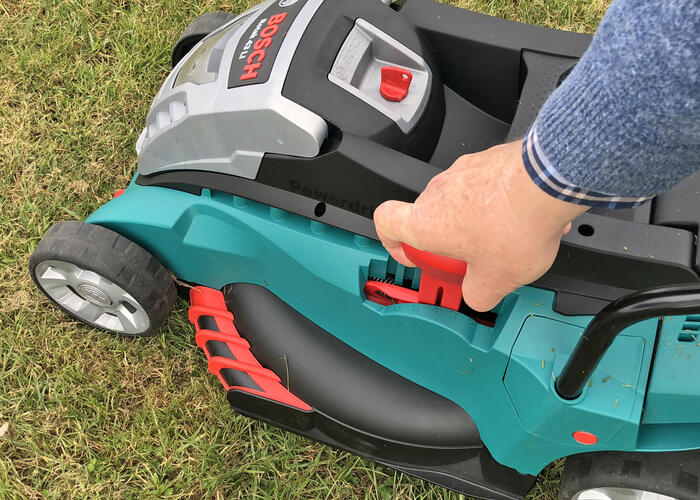 Bosch cordless lawnmower rotak store 430 li